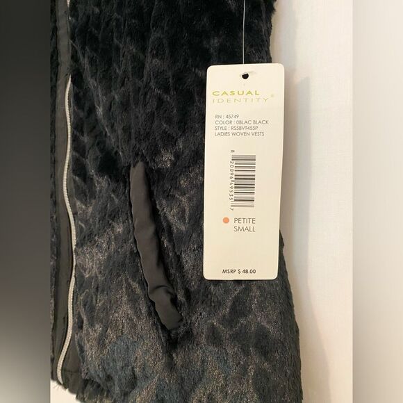 NWT Casual Identity Reversible Faux Fur Vest size SP - Picture 4 of 10
